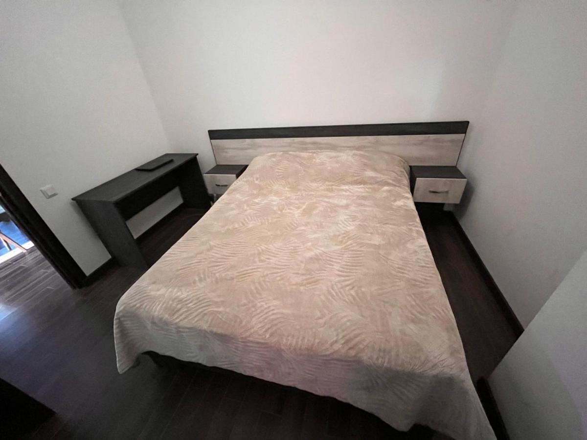 Mountain View Apartment Yerevan Bagian luar foto